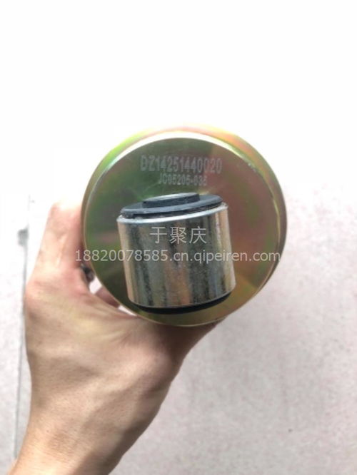 陜汽德龍X3000后駕駛室減震器與空氣彈簧全面解析 配件選購指南